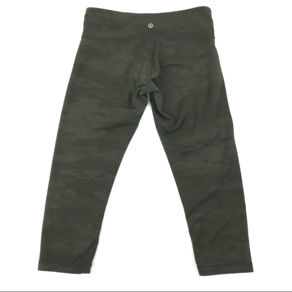 Lululemon Savasana Camo Capri Legging